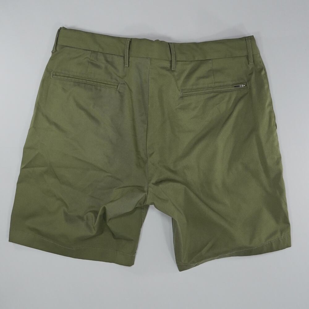 Nordstrom Men's Coolmax® Stretch Shorts in Green - 35W